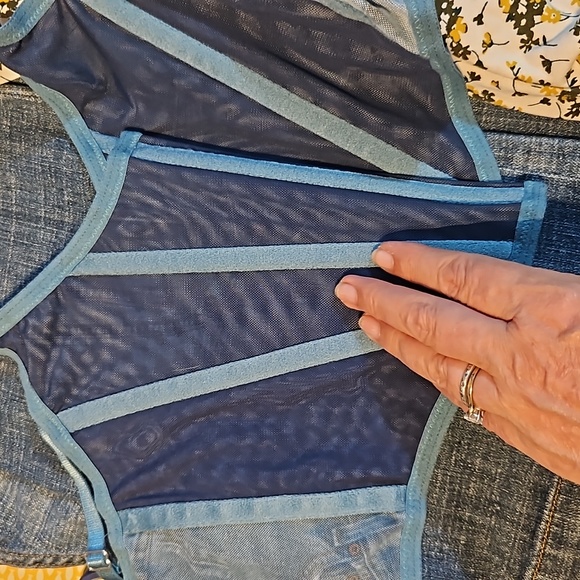 NWoT Size M Urban Outfitters stretch corset "Margot" bustier, 2023 collection - Picture 9 of 16